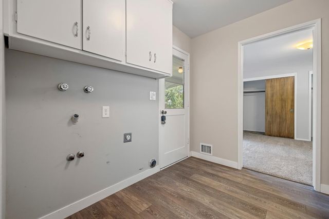 710 Leveland Ln, Modesto, CA 95350