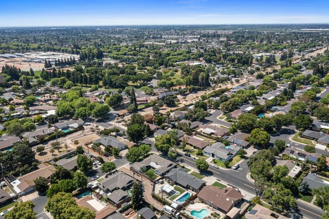710 Leveland Ln, Modesto, CA 95350