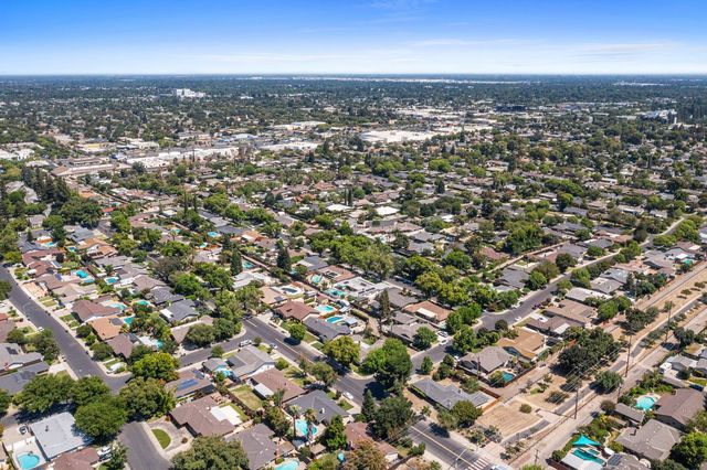 710 Leveland Ln, Modesto, CA 95350