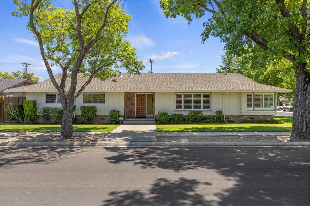 710 Leveland Ln, Modesto, CA 95350