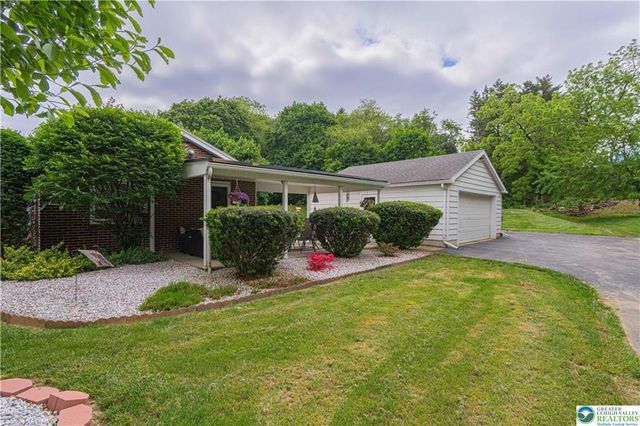 772 State Street, Longswamp Township, PA 19539