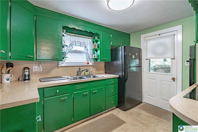 772 State Street, Longswamp Township, PA 19539
