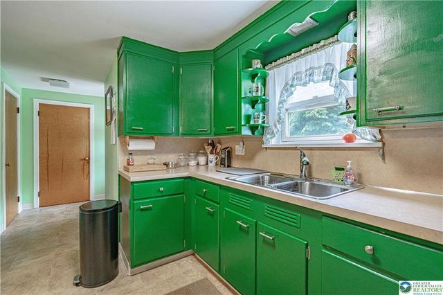 772 State Street, Longswamp Township, PA 19539