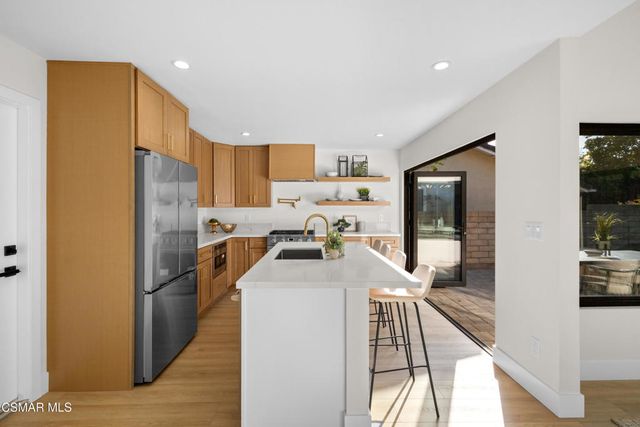 2813 E Appalachian Court, Thousand Oaks, CA 91362