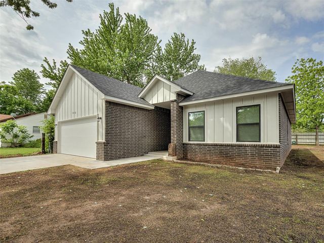 2013 W HARLOW Place, Oklahoma City, OK 73127