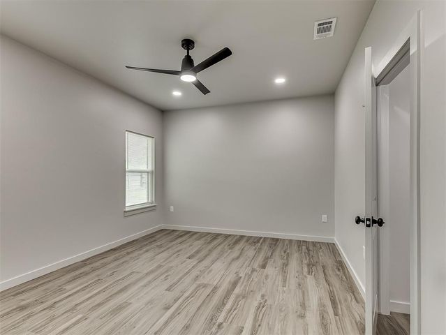 2013 W HARLOW Place, Oklahoma City, OK 73127