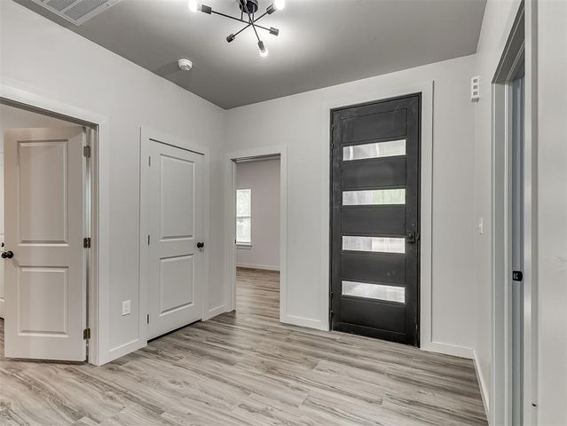 2013 W HARLOW Place, Oklahoma City, OK 73127