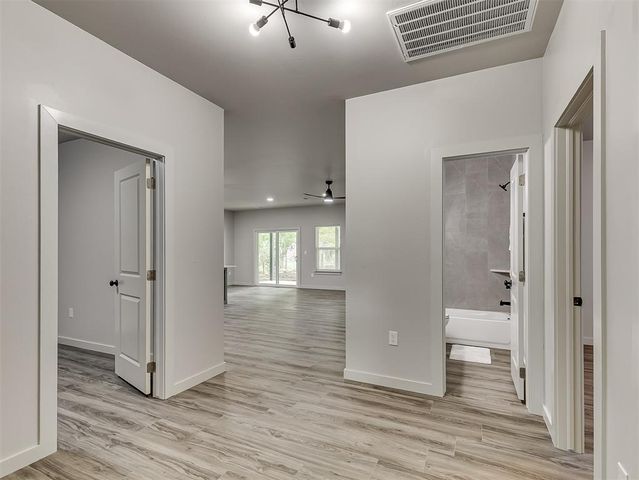 2013 W HARLOW Place, Oklahoma City, OK 73127