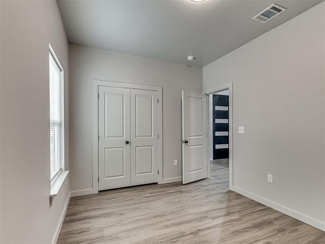 2013 W HARLOW Place, Oklahoma City, OK 73127