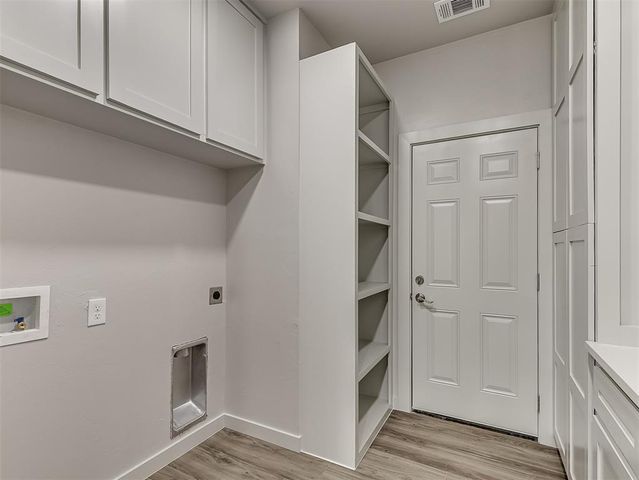 2013 W HARLOW Place, Oklahoma City, OK 73127