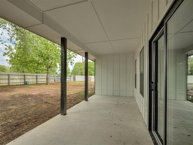 2013 W HARLOW Place, Oklahoma City, OK 73127