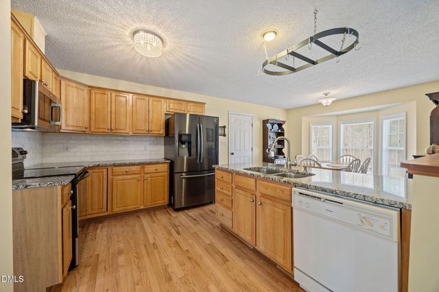 120 Woodcroft Drive, Youngsville, NC 27596