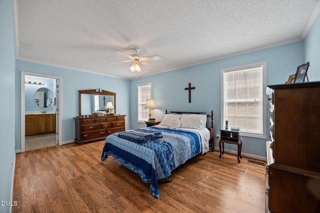 120 Woodcroft Drive, Youngsville, NC 27596