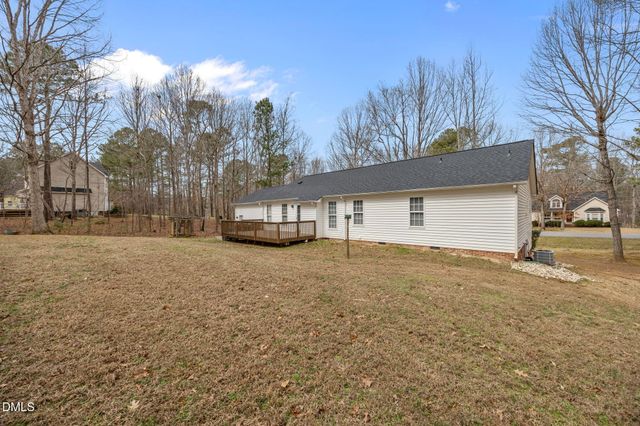 120 Woodcroft Drive, Youngsville, NC 27596