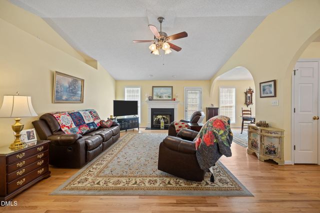 120 Woodcroft Drive, Youngsville, NC 27596