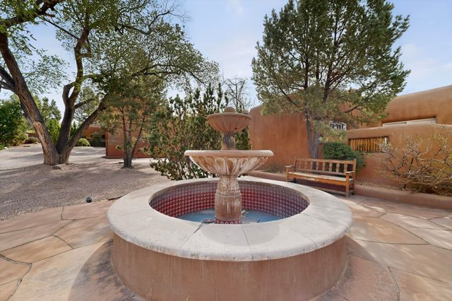 334 Otero 4-1, Santa Fe, NM 87501