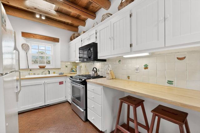 334 Otero 4-1, Santa Fe, NM 87501