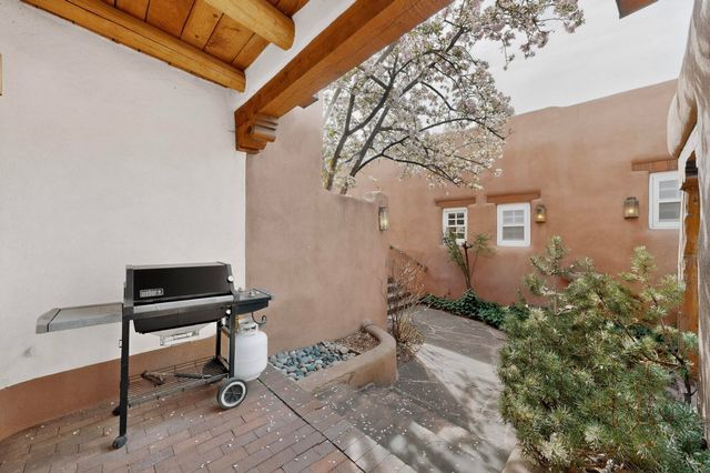 334 Otero 4-1, Santa Fe, NM 87501