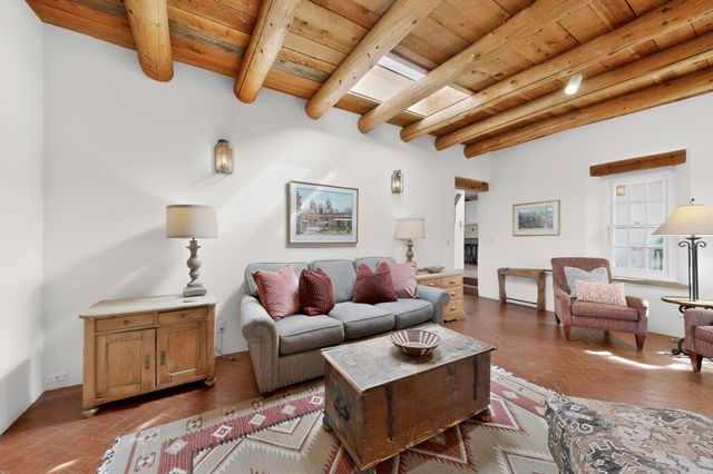 334 Otero 4-1, Santa Fe, NM 87501