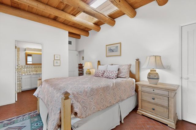 334 Otero 4-1, Santa Fe, NM 87501