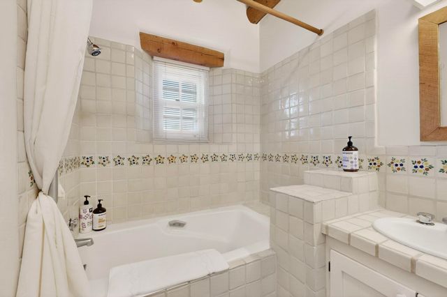 334 Otero 4-1, Santa Fe, NM 87501