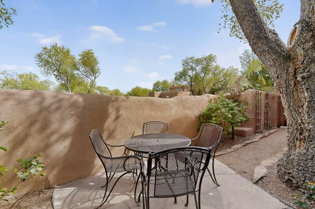 334 Otero 4-1, Santa Fe, NM 87501