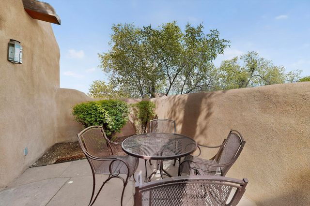 334 Otero 4-1, Santa Fe, NM 87501