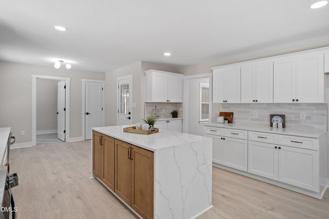 988 Nc 87 N, Pittsboro, NC 27312