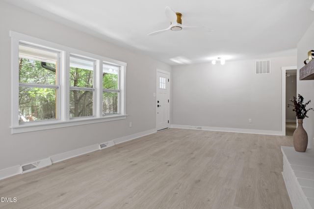 988 Nc 87 N, Pittsboro, NC 27312