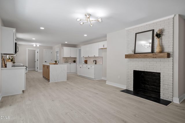 988 Nc 87 N, Pittsboro, NC 27312