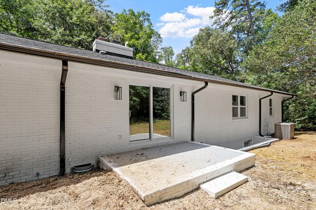 988 Nc 87 N, Pittsboro, NC 27312