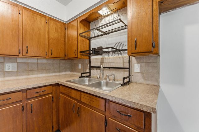 11 Northwood Street, West Fork, AR 72774