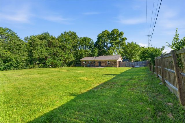 11 Northwood Street, West Fork, AR 72774