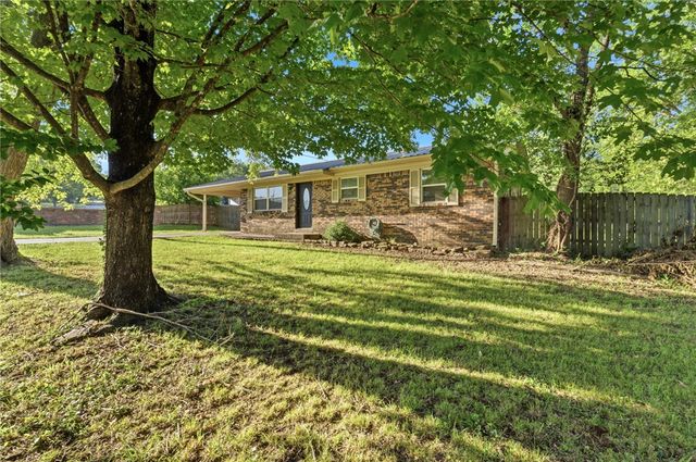 11 Northwood Street, West Fork, AR 72774