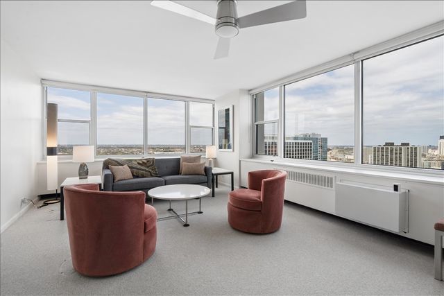 4250 N Marine Drive 2836, Chicago, IL 60613