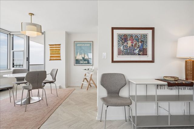 4250 N Marine Drive 2836, Chicago, IL 60613