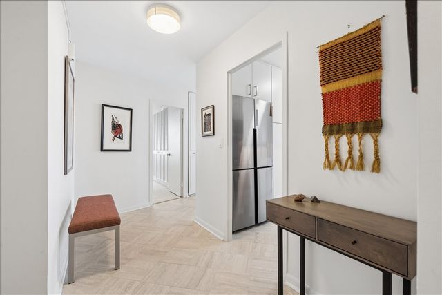 4250 N Marine Drive 2836, Chicago, IL 60613