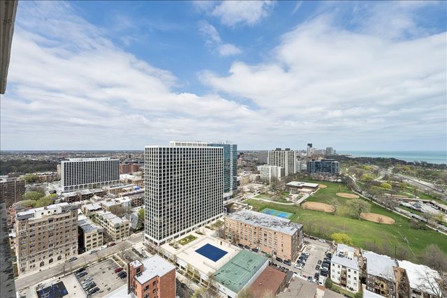 4250 N Marine Drive 2836, Chicago, IL 60613