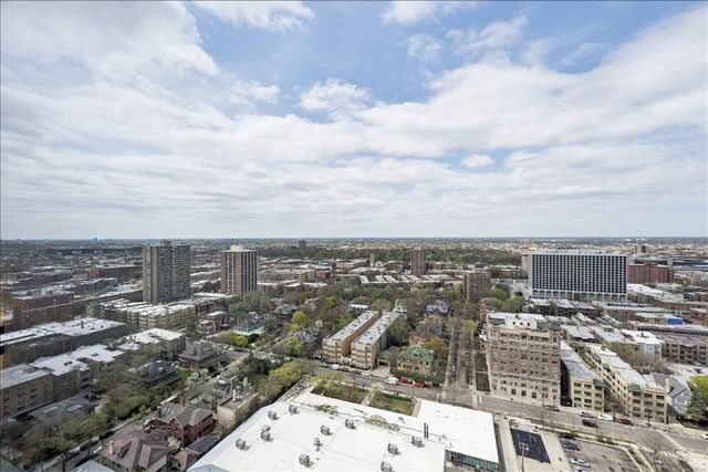 4250 N Marine Drive 2836, Chicago, IL 60613