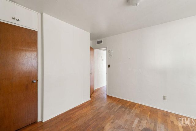 2609 Manor Street, Bakersfield, CA 93308