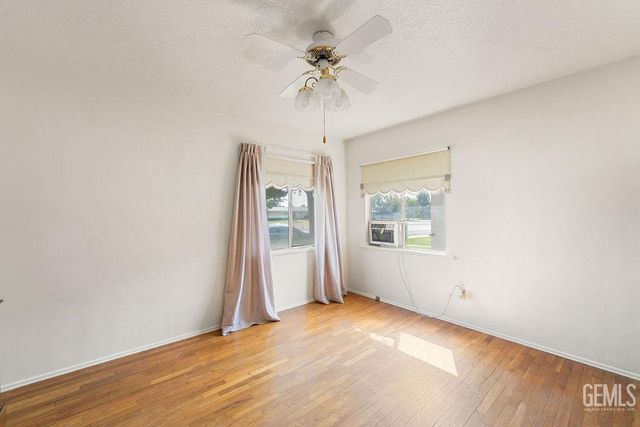 2609 Manor Street, Bakersfield, CA 93308