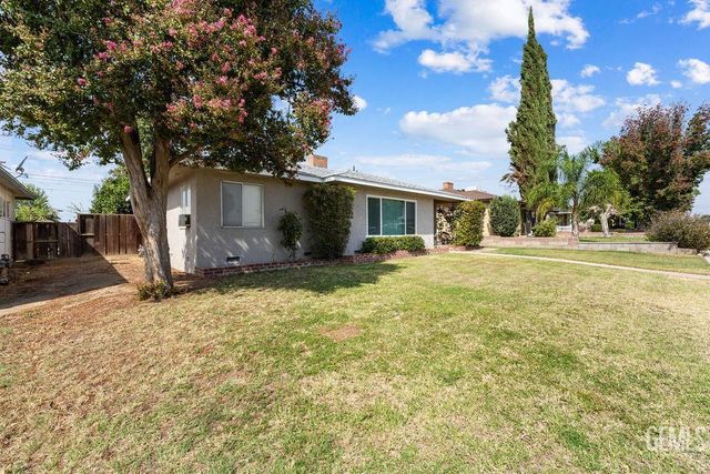 2609 Manor Street, Bakersfield, CA 93308