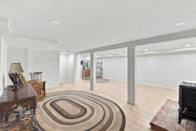74 Cindy Lane, Warwick, RI 02886