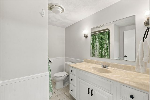 74 Cindy Lane, Warwick, RI 02886
