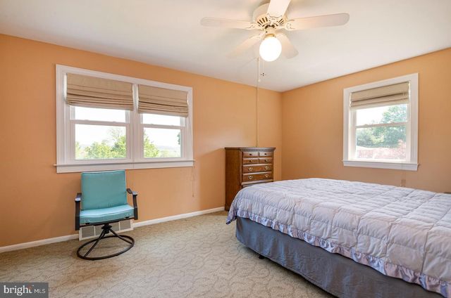 450 SILVER BROOK DR, Birdsboro, PA 19508