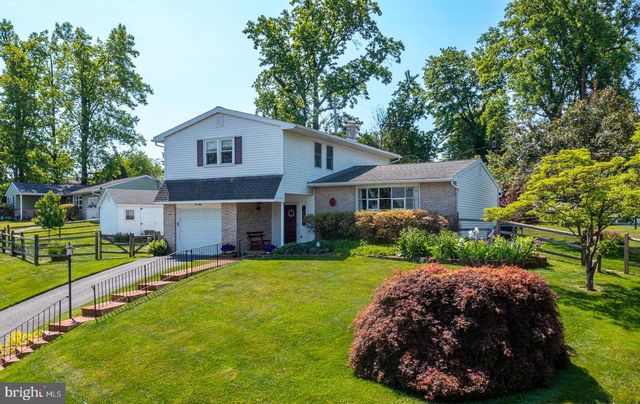 450 SILVER BROOK DR, Birdsboro, PA 19508