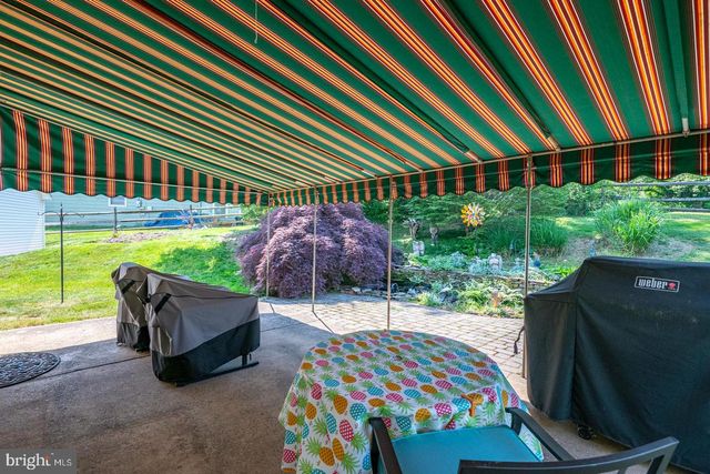 450 SILVER BROOK DR, Birdsboro, PA 19508