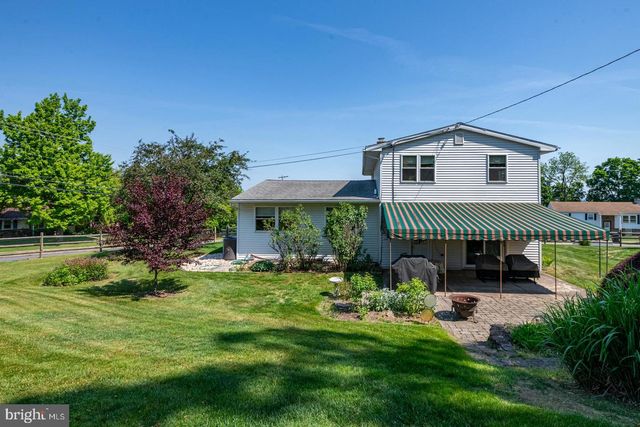 450 SILVER BROOK DR, Birdsboro, PA 19508
