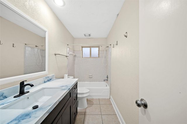 2935 Auburn Drive, Pearland, TX 77584