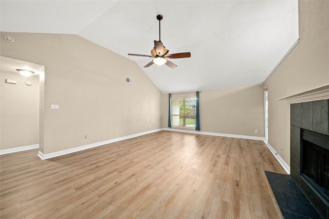 2935 Auburn Drive, Pearland, TX 77584